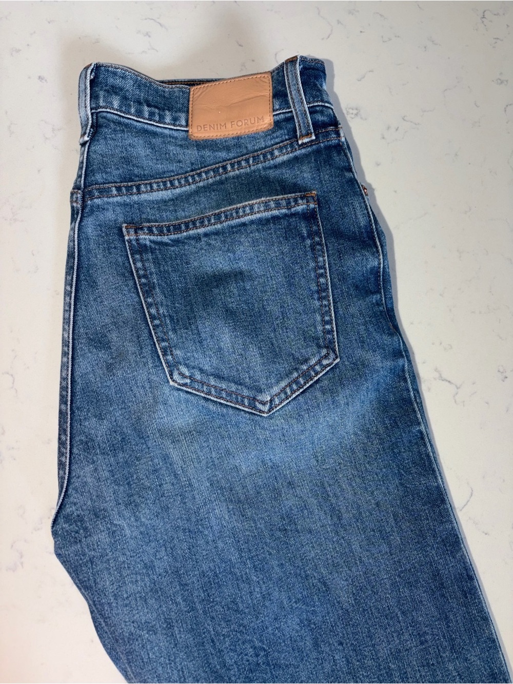 Denim Forum Menβs Medium Blue Slim Straight Jeans